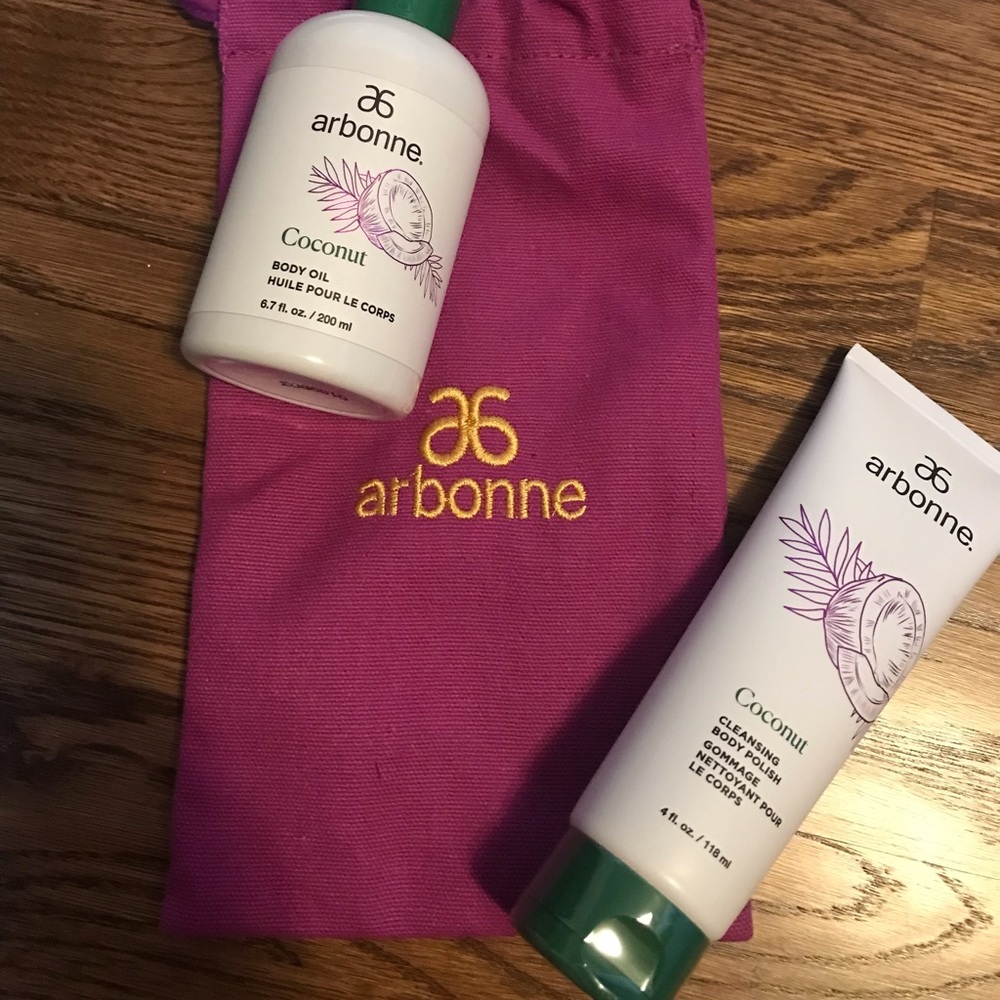 NWT Arbonne body